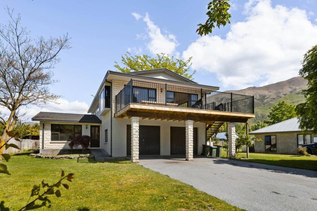 Peakview Lodge วานากา ภายนอก รูปภาพ